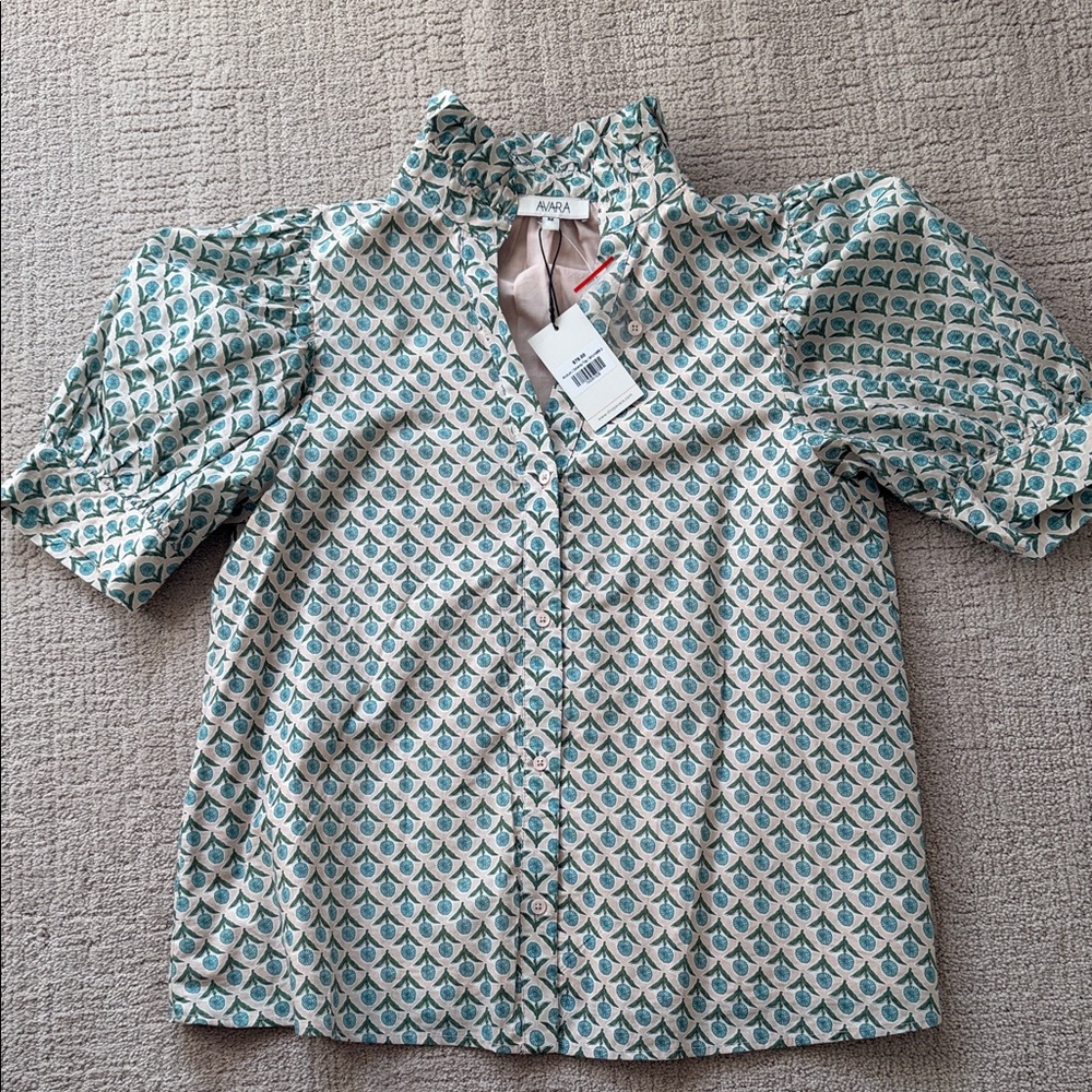 AVARA Women's Patterned Blouse - Green and White
